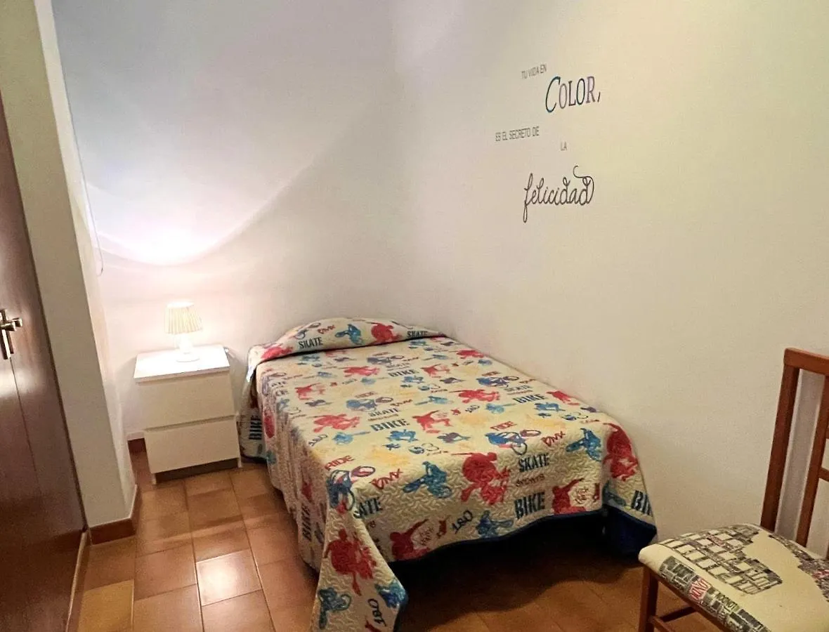 Apartamento Con Vistas Al Mar Y Piscina Pineda de Mar Spain